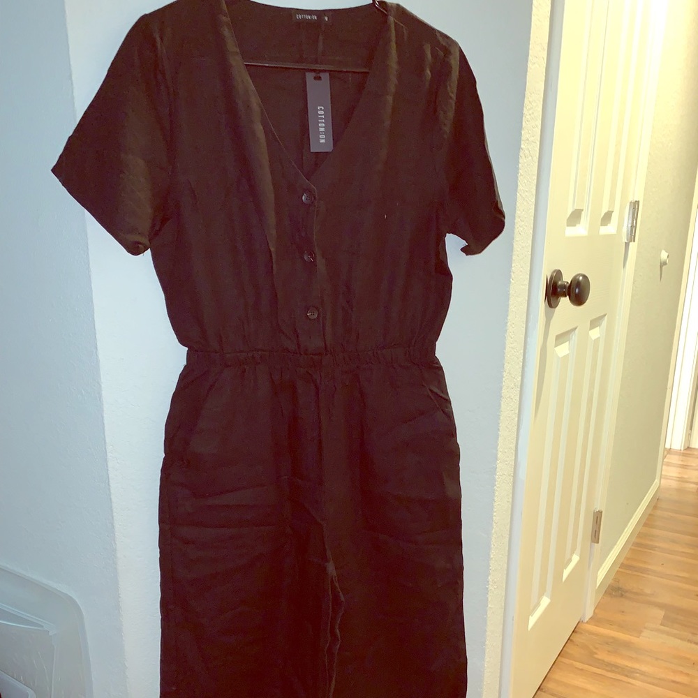 BLACK JUMPSUIT